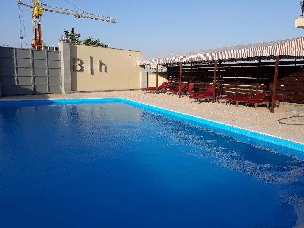 Bien Hotel Yerevan Bagian luar foto