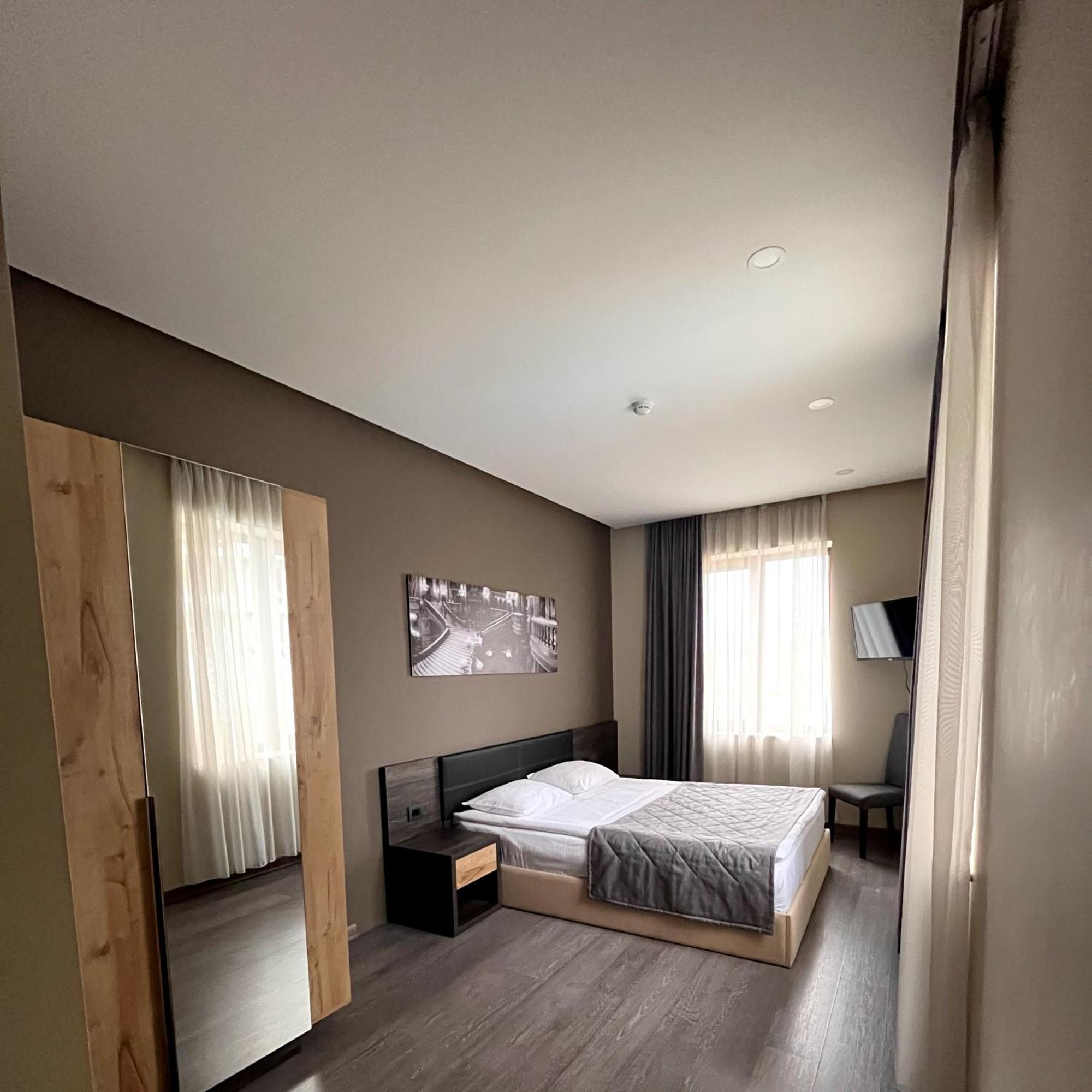 Bien Hotel Yerevan Ruang foto